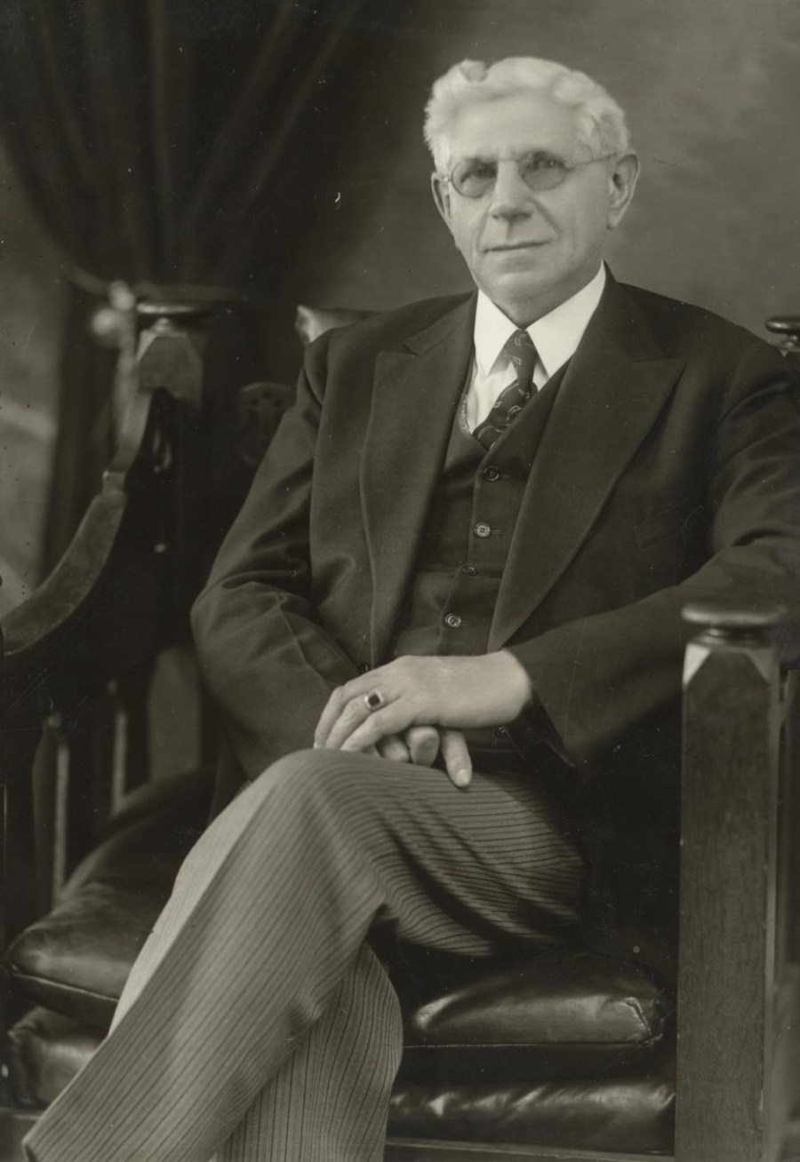 上图：路易斯·伯克富（Louis Berkhof，1873-1957年）。